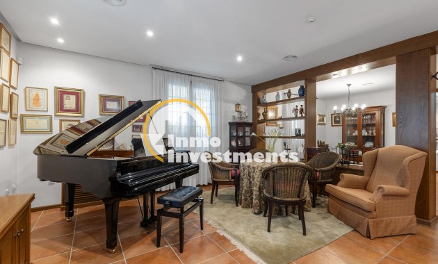 Reventa - Chalet independiente - Torrevieja - La Veleta