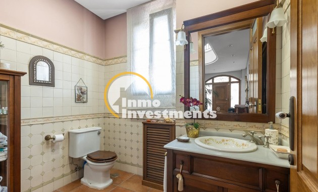 Reventa - Chalet independiente - Torrevieja - La Veleta