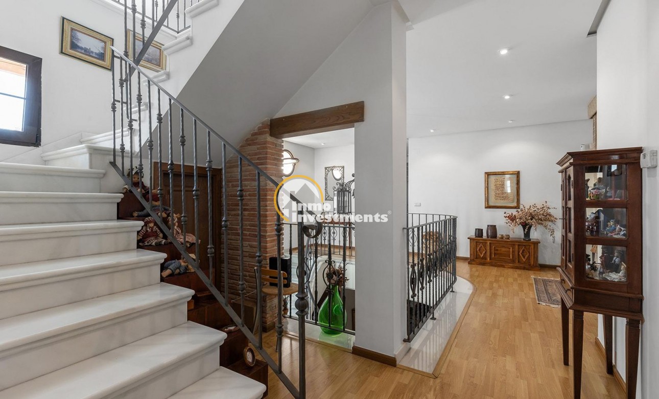 Reventa - Chalet independiente - Torrevieja - La Veleta