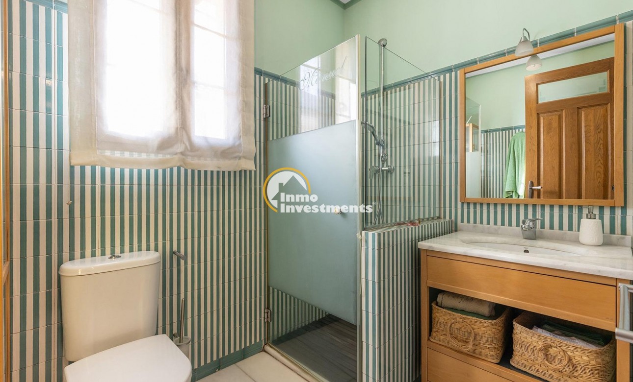 Reventa - Chalet independiente - Torrevieja - La Veleta