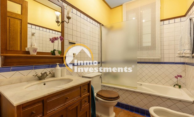 Reventa - Chalet independiente - Torrevieja - La Veleta