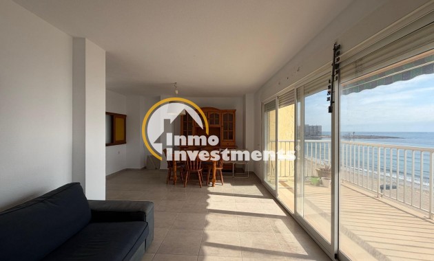 Resale - Apartment - Torrevieja - Playa de Los Locos