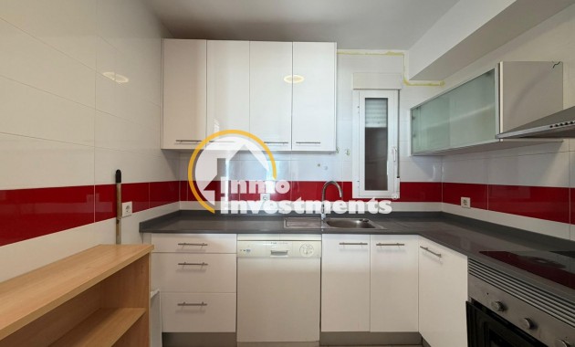 Resale - Apartment - Torrevieja - Playa de Los Locos