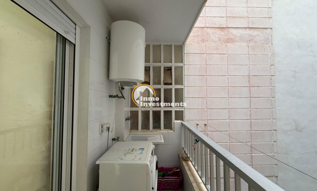 Resale - Apartment - Torrevieja - Playa de Los Locos