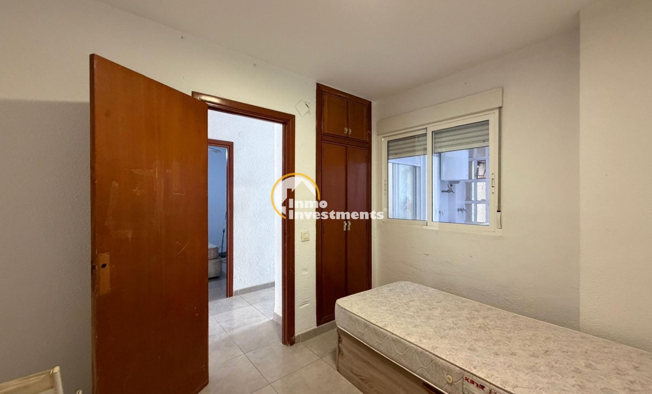 Resale - Apartment - Torrevieja - Playa de Los Locos