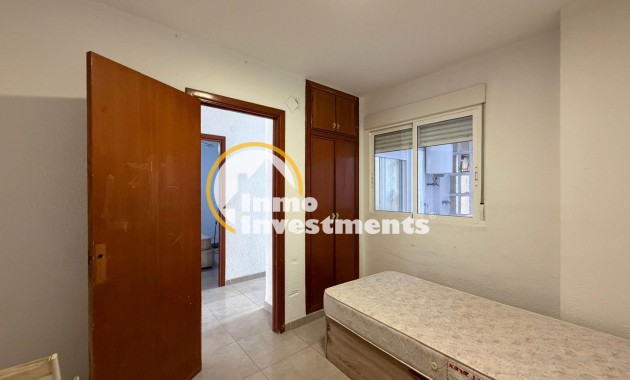 Resale - Apartment - Torrevieja - Playa de Los Locos