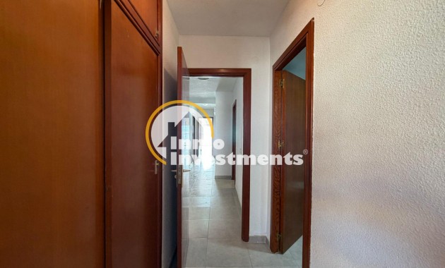 Resale - Apartment - Torrevieja - Playa de Los Locos