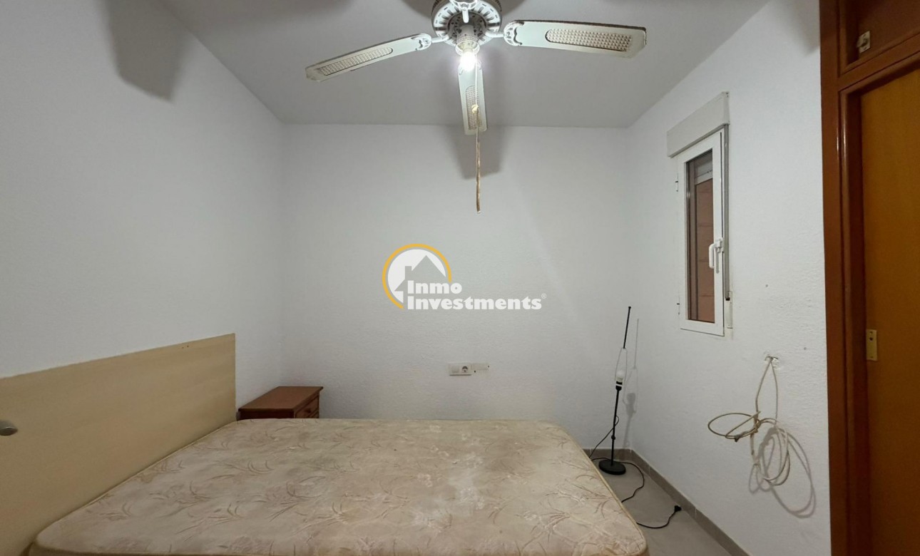 Resale - Apartment - Torrevieja - Playa de Los Locos