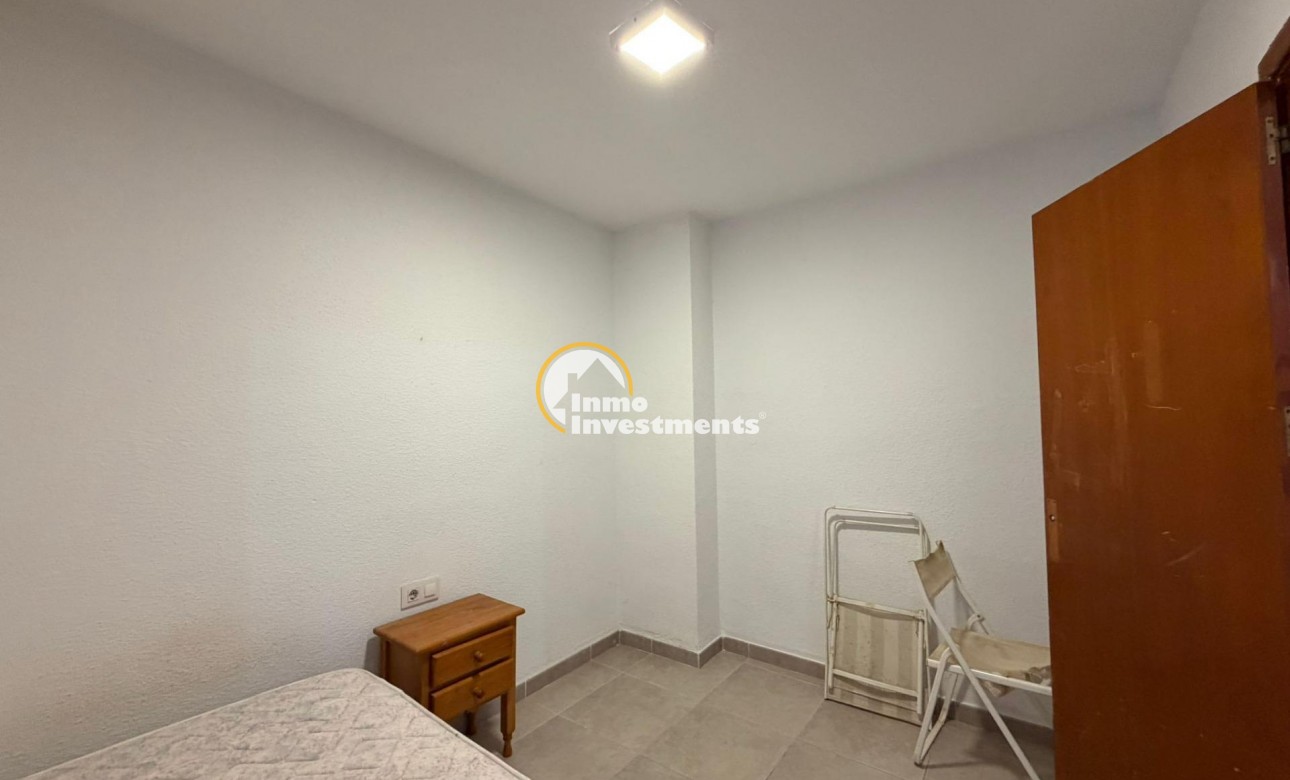 Resale - Apartment - Torrevieja - Playa de Los Locos