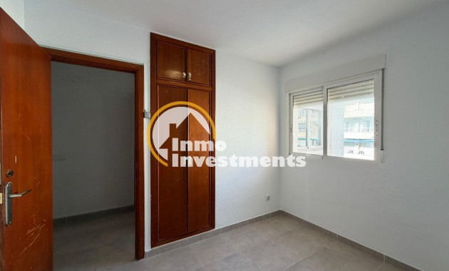 Resale - Apartment - Torrevieja - Playa de Los Locos