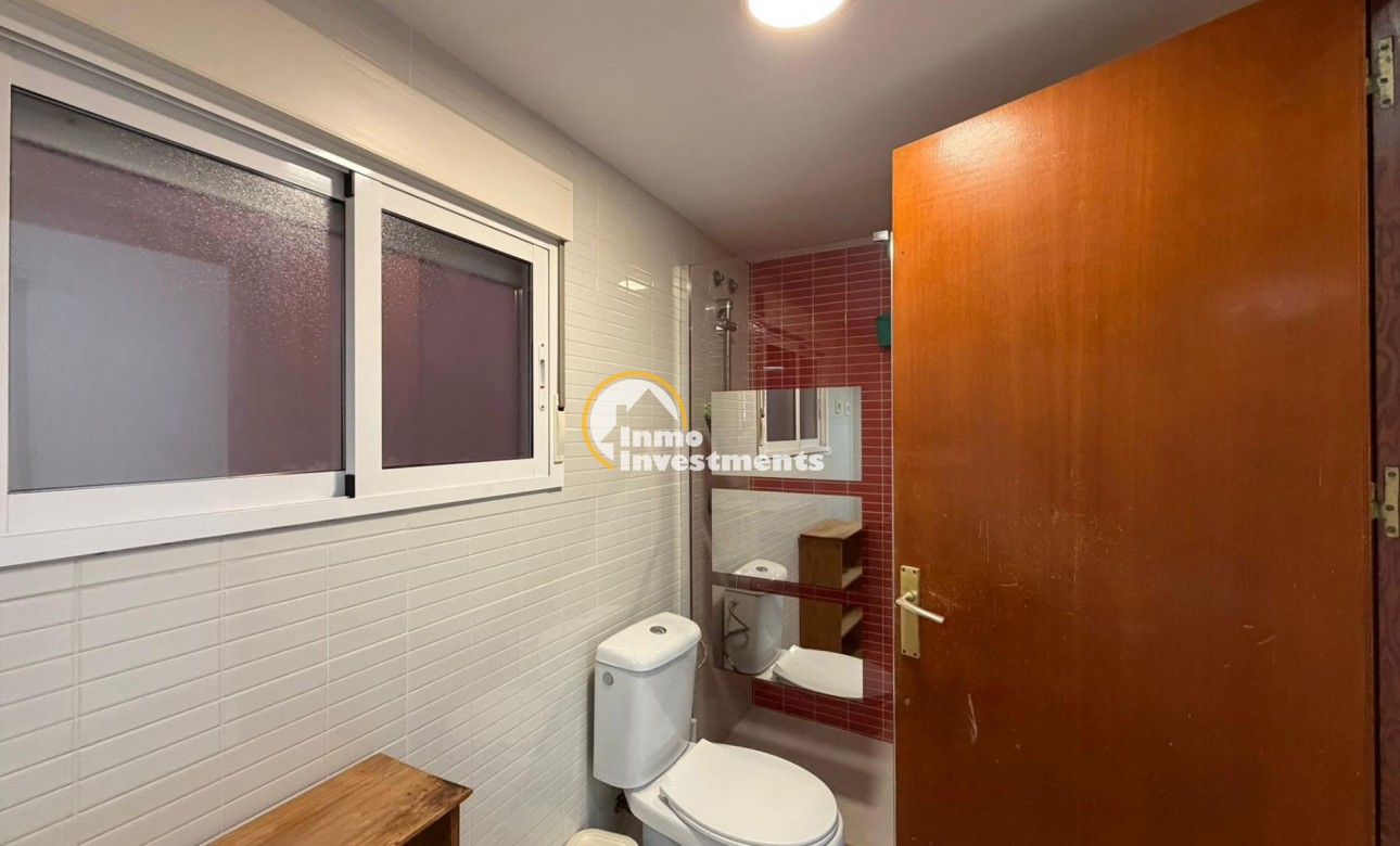 Resale - Apartment - Torrevieja - Playa de Los Locos