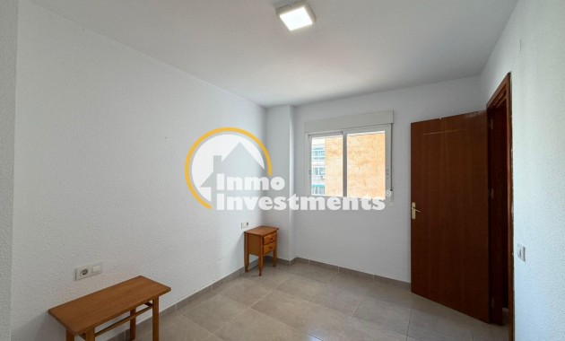 Resale - Apartment - Torrevieja - Playa de Los Locos