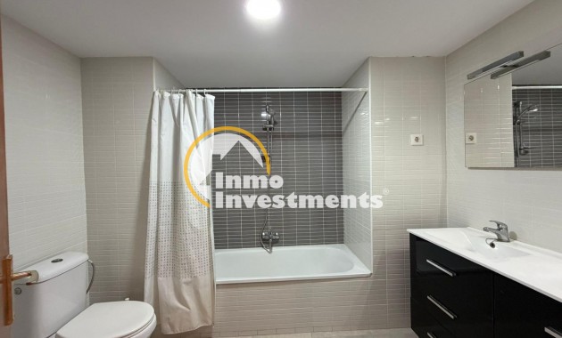 Resale - Apartment - Torrevieja - Playa de Los Locos