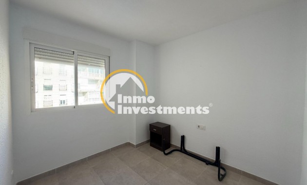 Resale - Apartment - Torrevieja - Playa de Los Locos