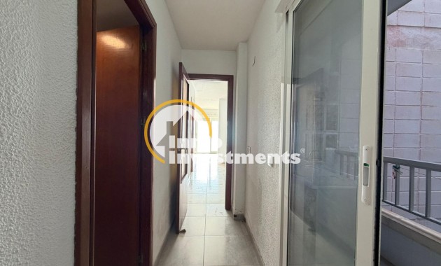 Resale - Apartment - Torrevieja - Playa de Los Locos