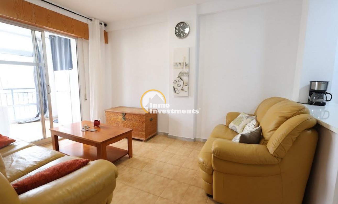 Resale - Apartment - Torrevieja - La Veleta
