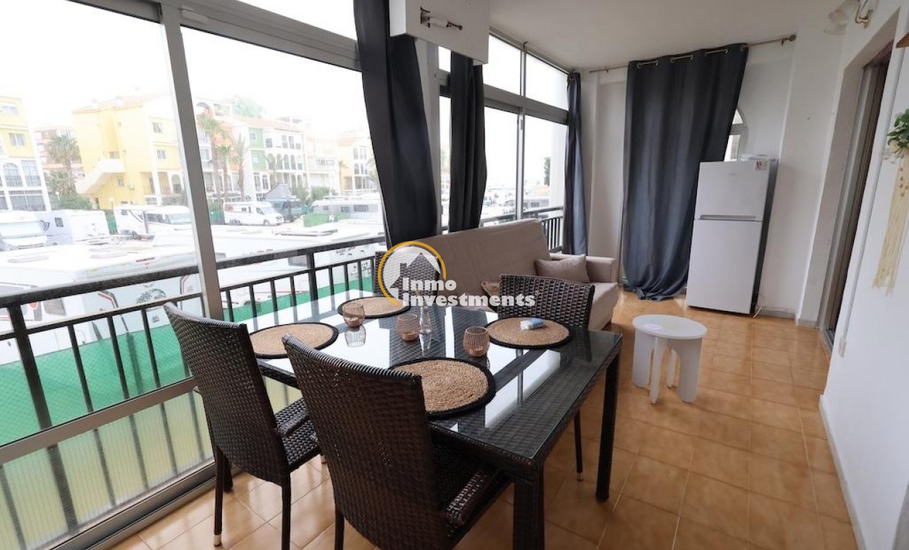 Resale - Apartment - Torrevieja - La Veleta
