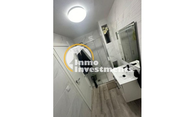 Reventa - Apartamento - Guardamar del Segura - Pueblo