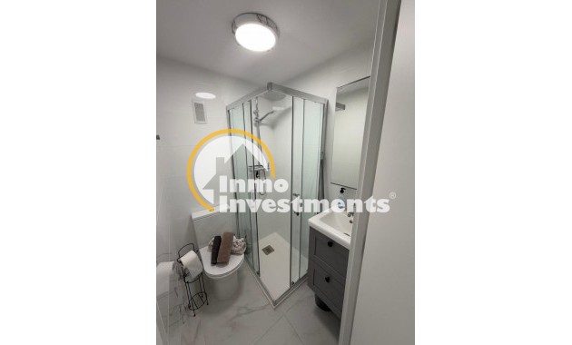 Resale - Apartment - Torrevieja - Cabo Cervera