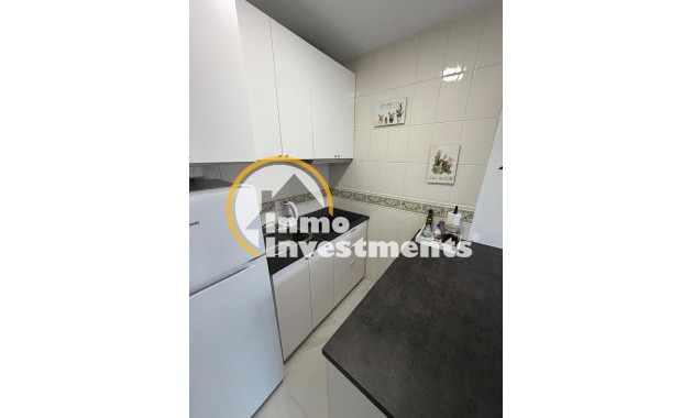 Resale - Apartment - Torrevieja - Cabo Cervera