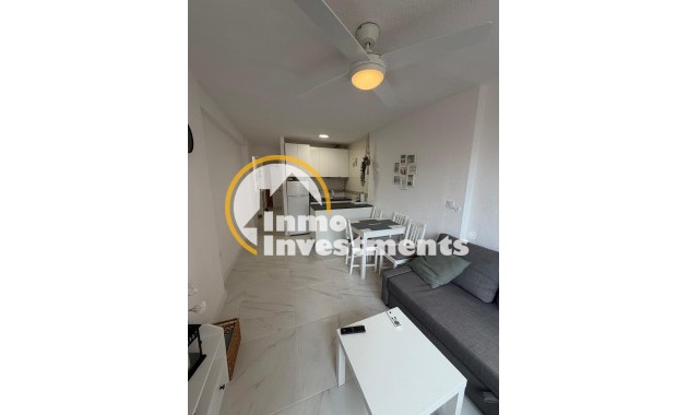Resale - Apartment - Torrevieja - Cabo Cervera