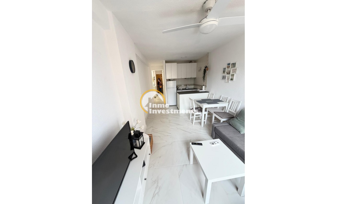 Resale - Apartment - Torrevieja - Cabo Cervera