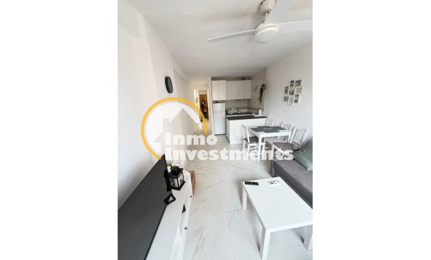 Resale - Apartment - Torrevieja - Cabo Cervera