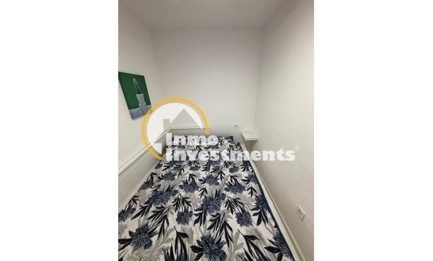 Resale - Apartment - Torrevieja - Cabo Cervera