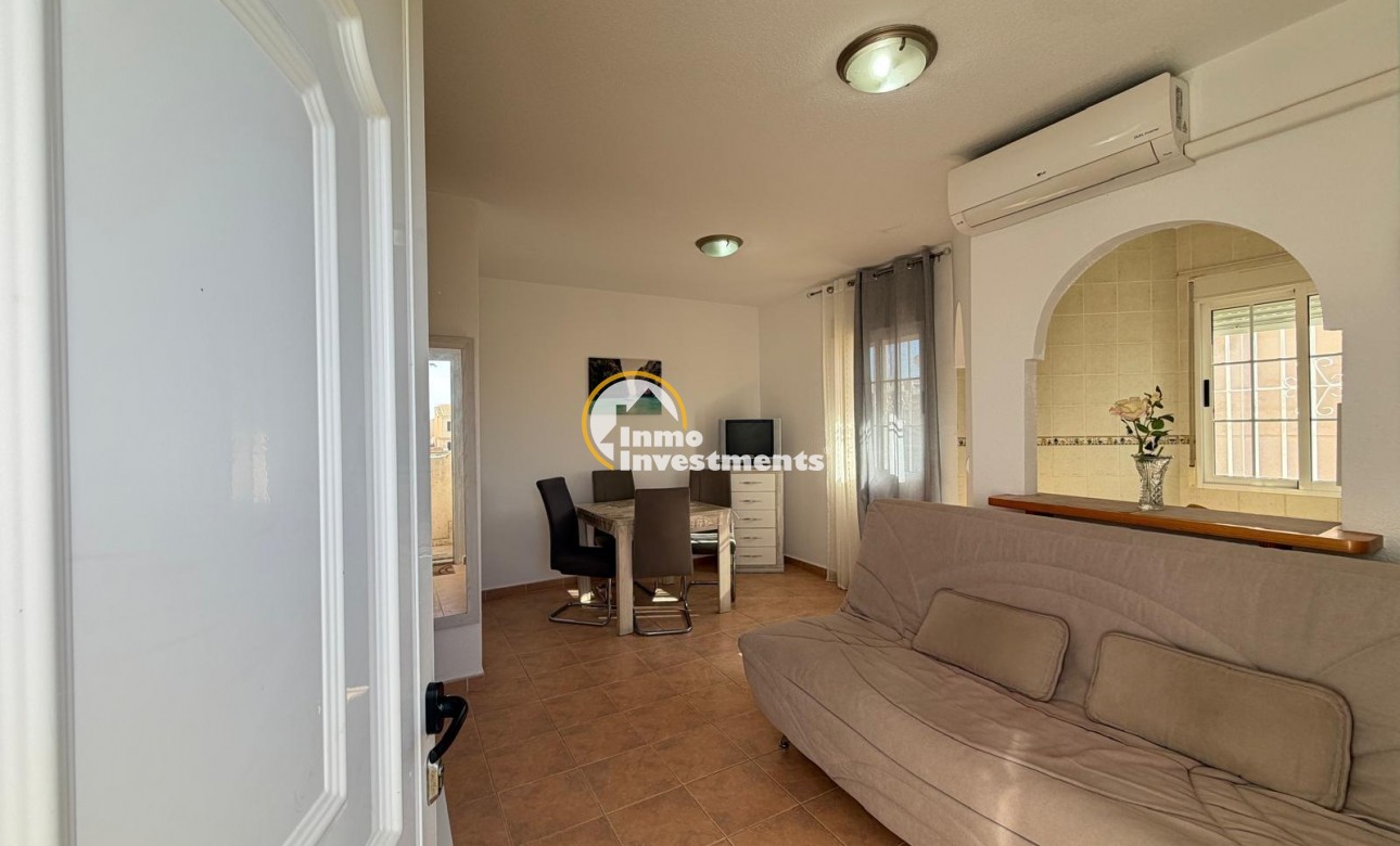 Reventa - Bungalow - Torrevieja - Aguas Nuevas