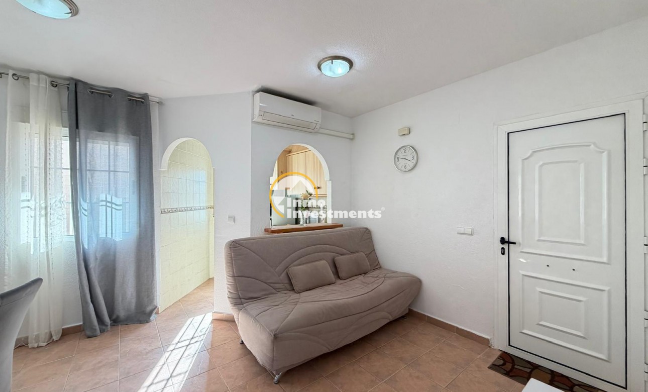 Reventa - Bungalow - Torrevieja - Aguas Nuevas