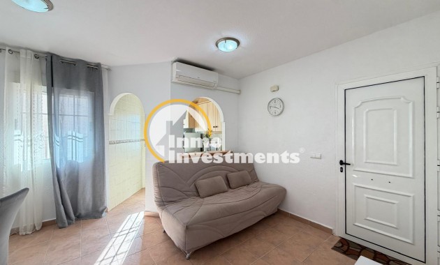 Reventa - Bungalow - Torrevieja - Aguas Nuevas