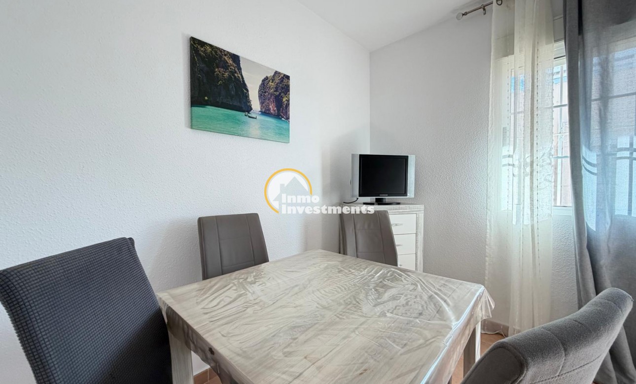 Reventa - Bungalow - Torrevieja - Aguas Nuevas