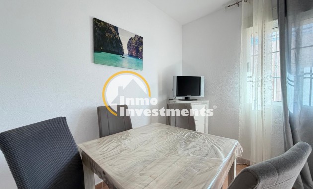 Reventa - Bungalow - Torrevieja - Aguas Nuevas