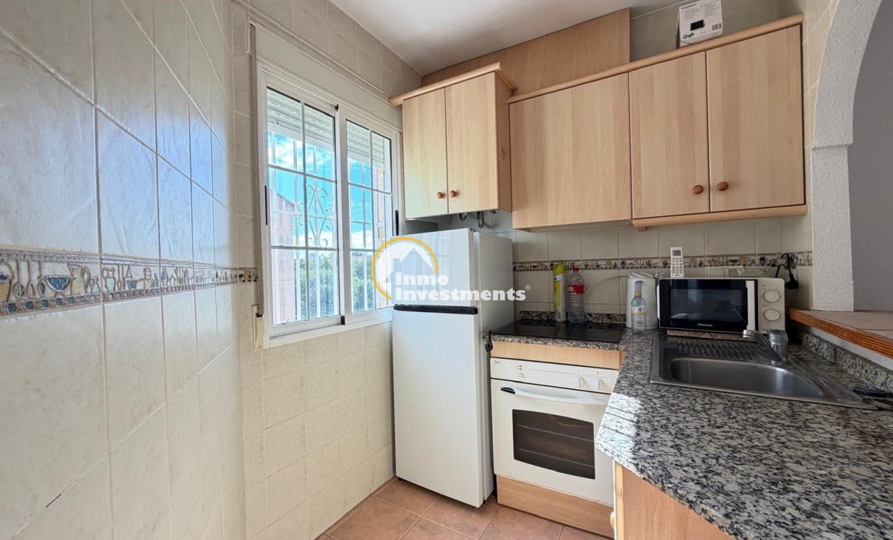 Reventa - Bungalow - Torrevieja - Aguas Nuevas