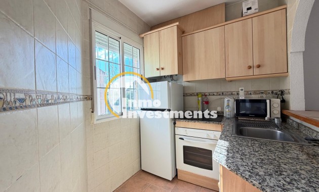 Reventa - Bungalow - Torrevieja - Aguas Nuevas