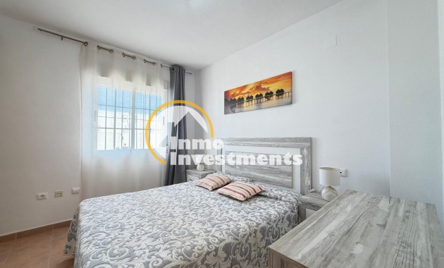 Reventa - Bungalow - Torrevieja - Aguas Nuevas