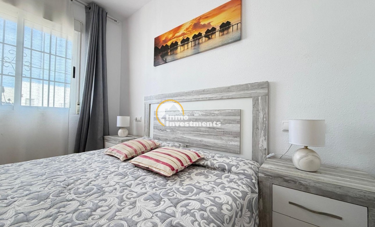 Reventa - Bungalow - Torrevieja - Aguas Nuevas