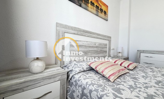 Reventa - Bungalow - Torrevieja - Aguas Nuevas