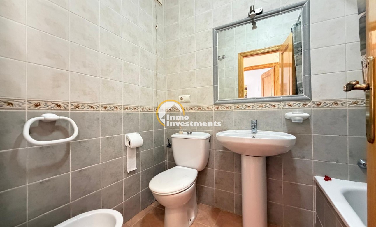 Reventa - Bungalow - Torrevieja - Aguas Nuevas