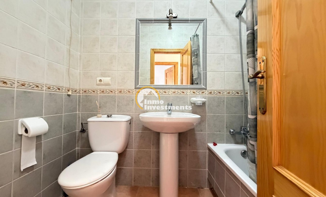 Reventa - Bungalow - Torrevieja - Aguas Nuevas