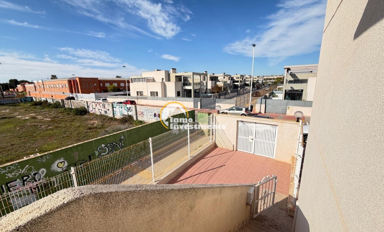 Reventa - Bungalow - Torrevieja - Aguas Nuevas