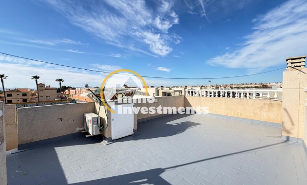 Reventa - Bungalow - Torrevieja - Aguas Nuevas