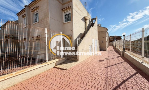 Reventa - Bungalow - Torrevieja - Aguas Nuevas