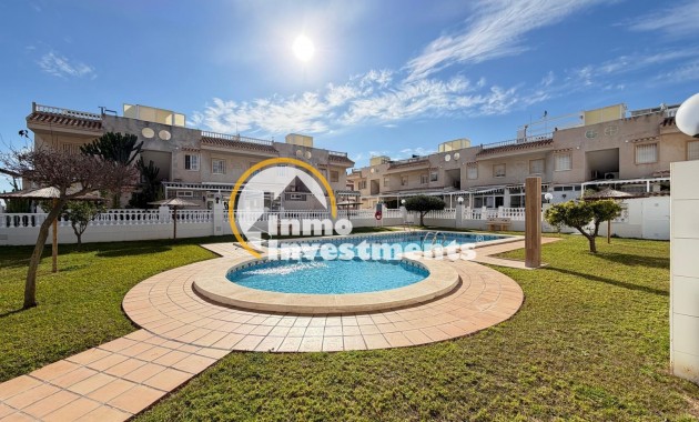 Reventa - Bungalow - Torrevieja - Aguas Nuevas