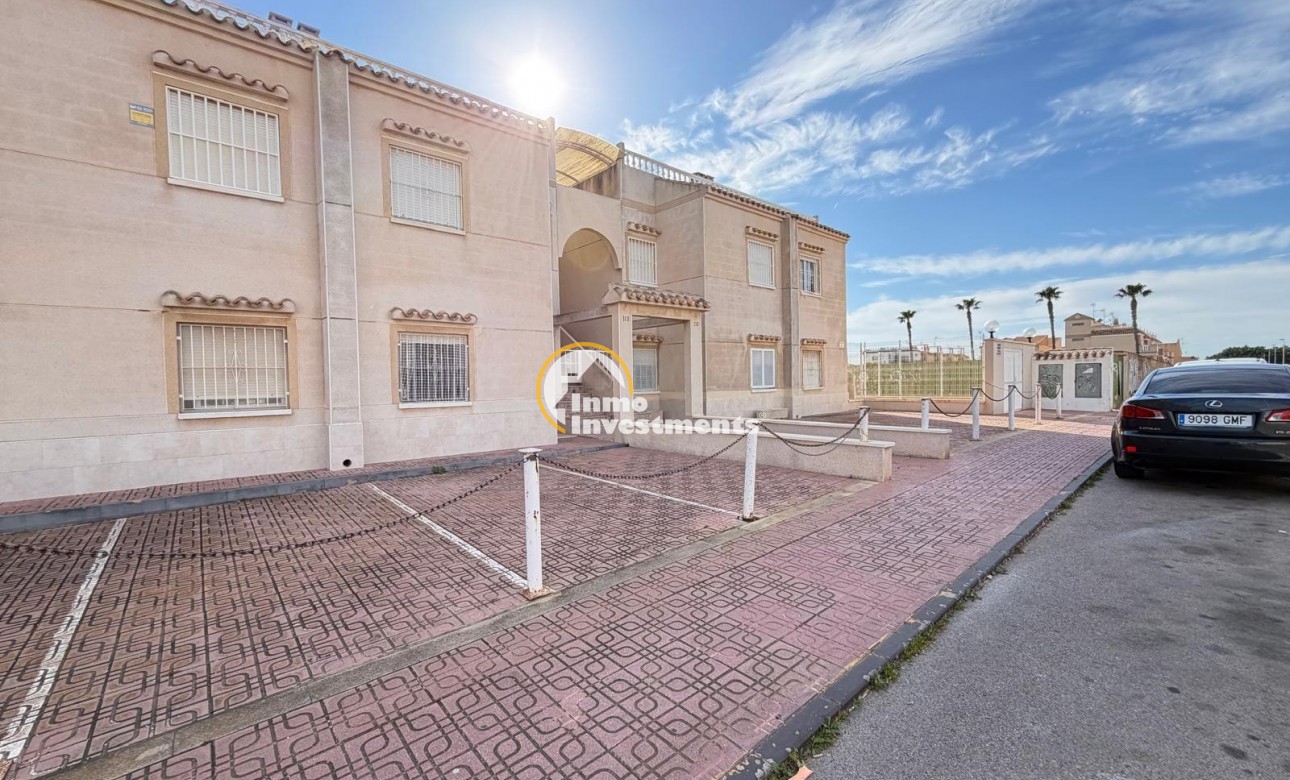 Reventa - Bungalow - Torrevieja - Aguas Nuevas