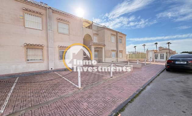 Reventa - Bungalow - Torrevieja - Aguas Nuevas