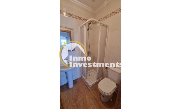 Reventa - Chalet independiente - Guardamar del Segura - Urbanizaciones