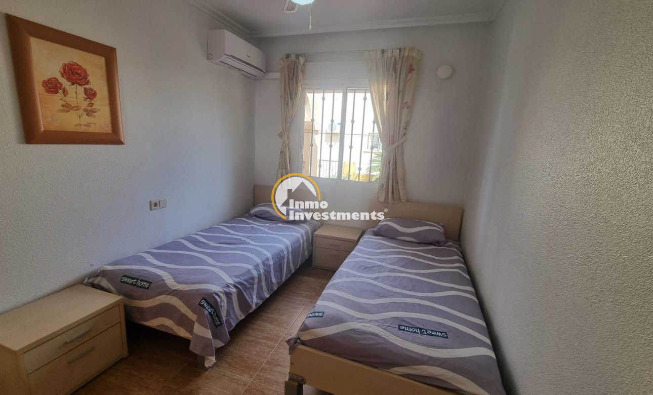 Reventa - Chalet independiente - Guardamar del Segura - Urbanizaciones