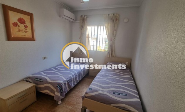 Reventa - Chalet independiente - Guardamar del Segura - Urbanizaciones