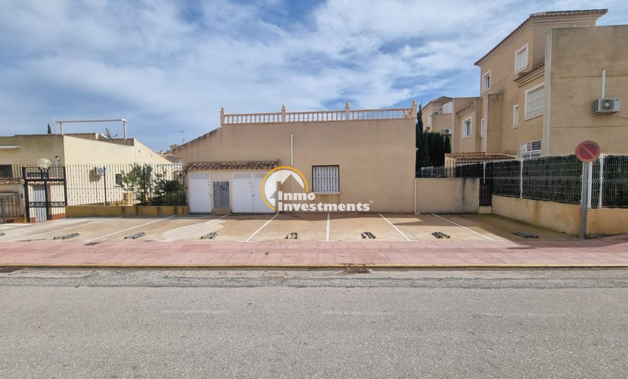 Reventa - Chalet independiente - Guardamar del Segura - Urbanizaciones